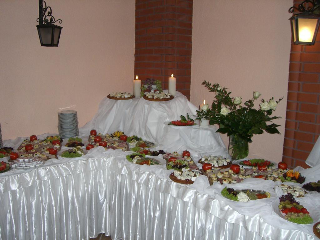 Hôtel Osrodek Morsko Plus Extérieur photo