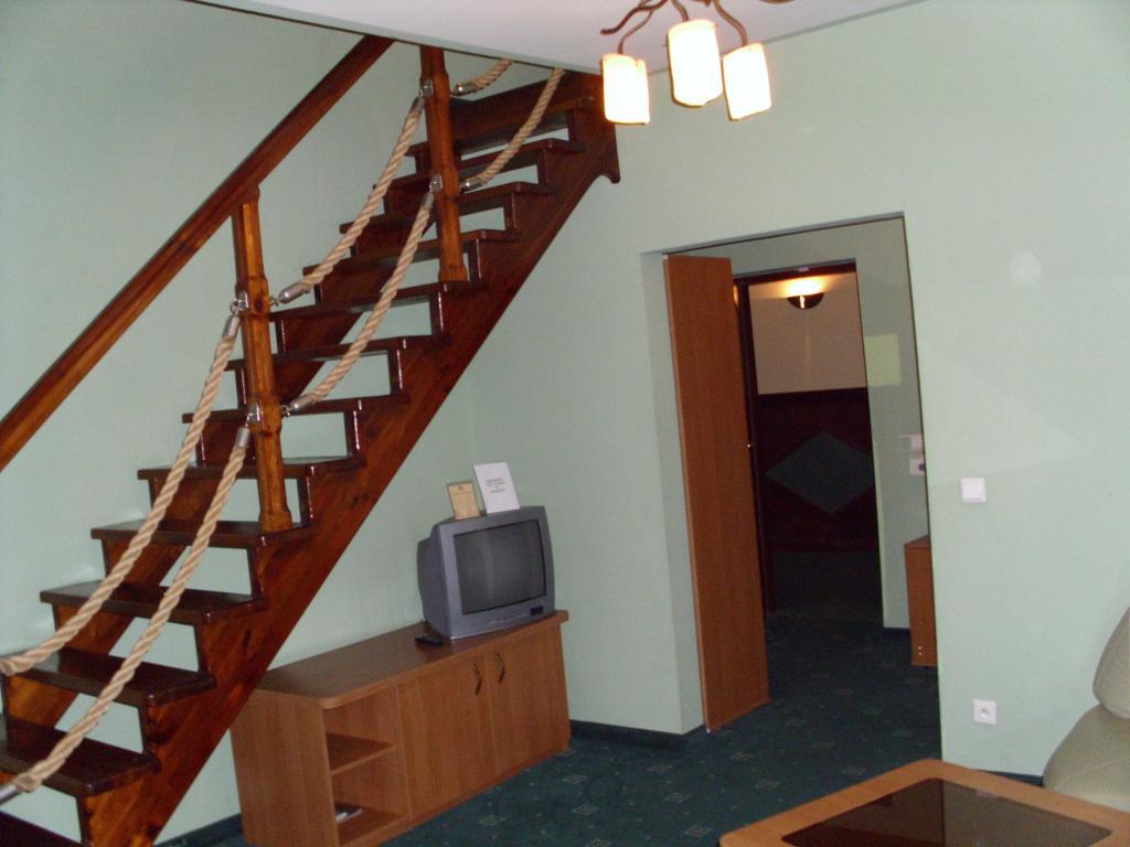 Hôtel Osrodek Morsko Plus Extérieur photo