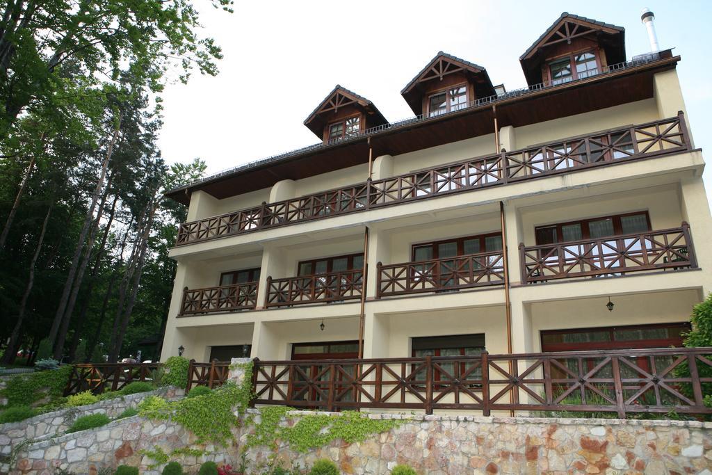 Hôtel Osrodek Morsko Plus Extérieur photo