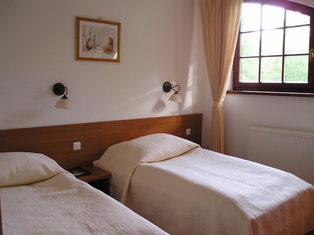 Hôtel Osrodek Morsko Plus Extérieur photo