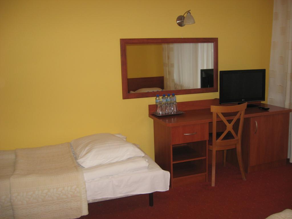 Hôtel Osrodek Morsko Plus Extérieur photo