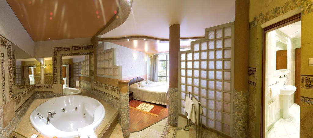 Hôtel Osrodek Morsko Plus Extérieur photo