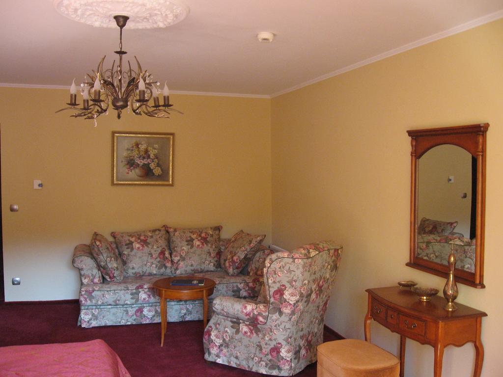 Hôtel Osrodek Morsko Plus Extérieur photo