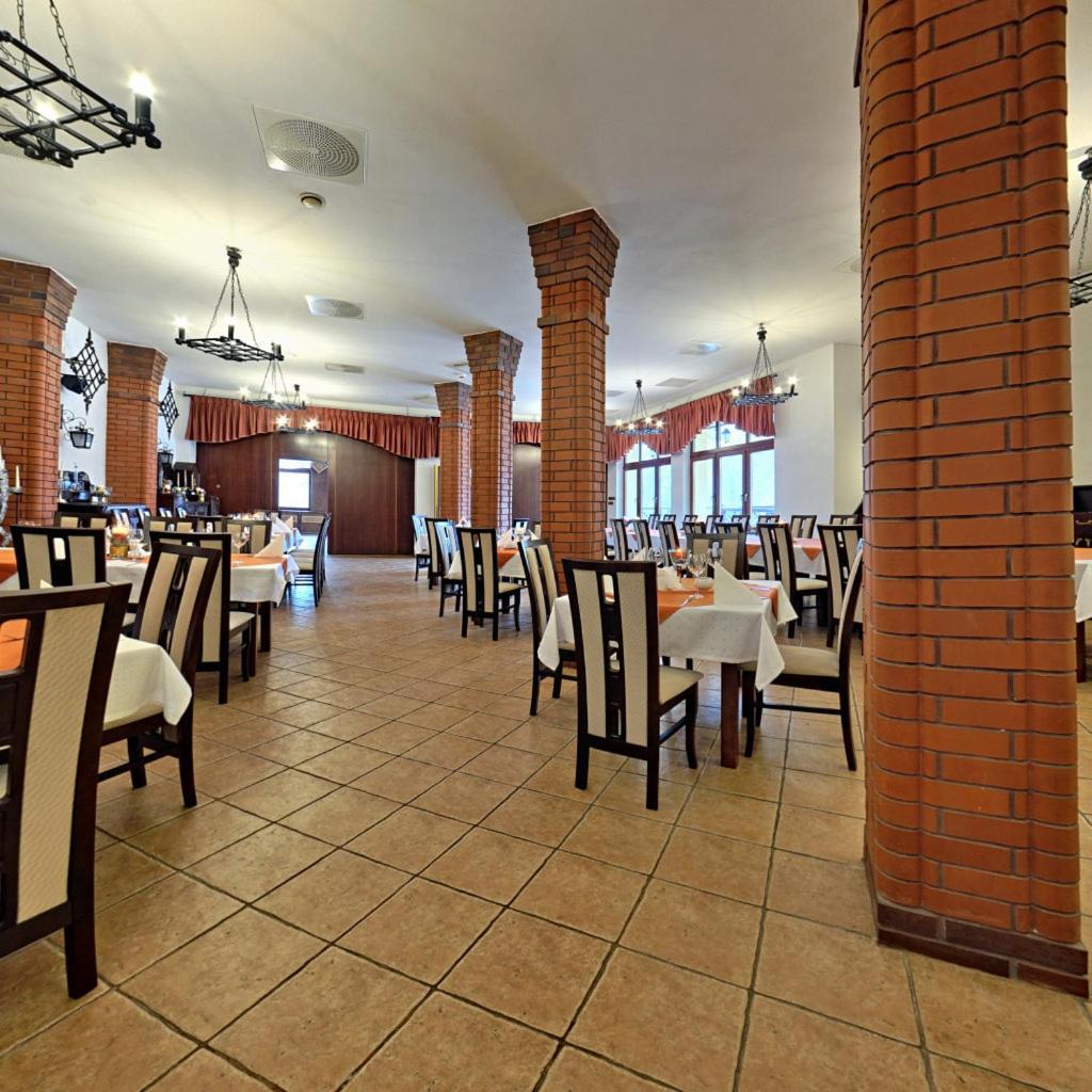 Hôtel Osrodek Morsko Plus Extérieur photo